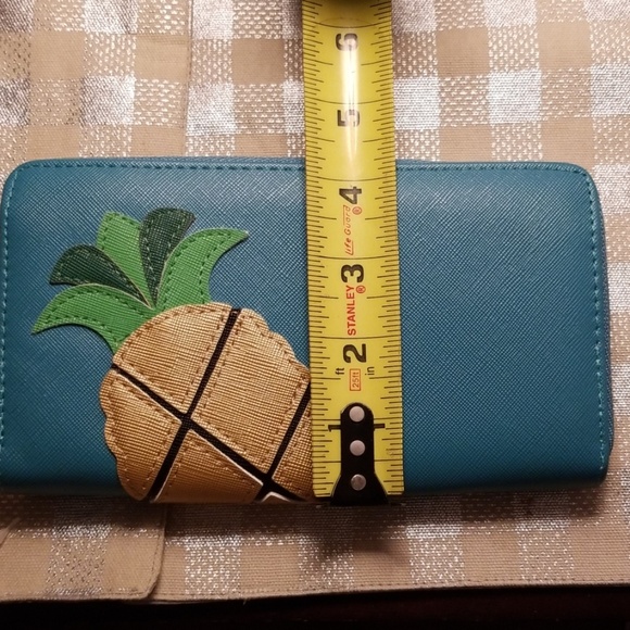 Brand new wallet - Picture 5 of 5